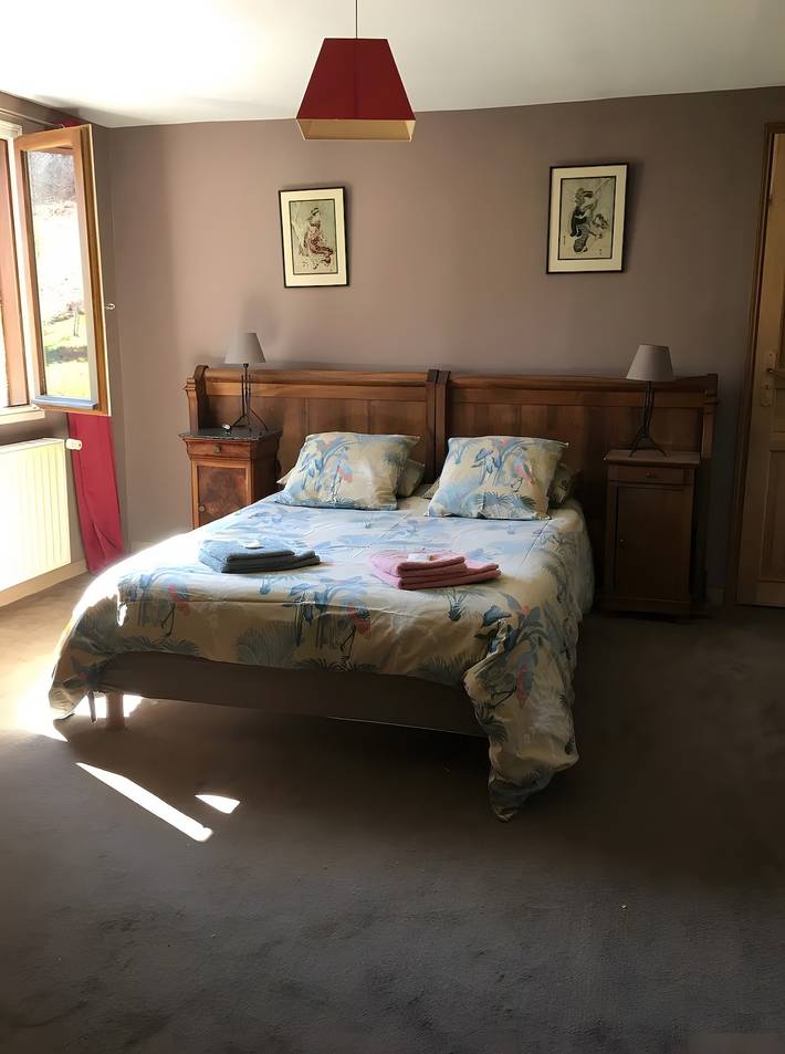 Chambres d’hôtes du Breuil mit Pool, Garten und Table d'Hôtes in Gouloux, Naturpark Morvan