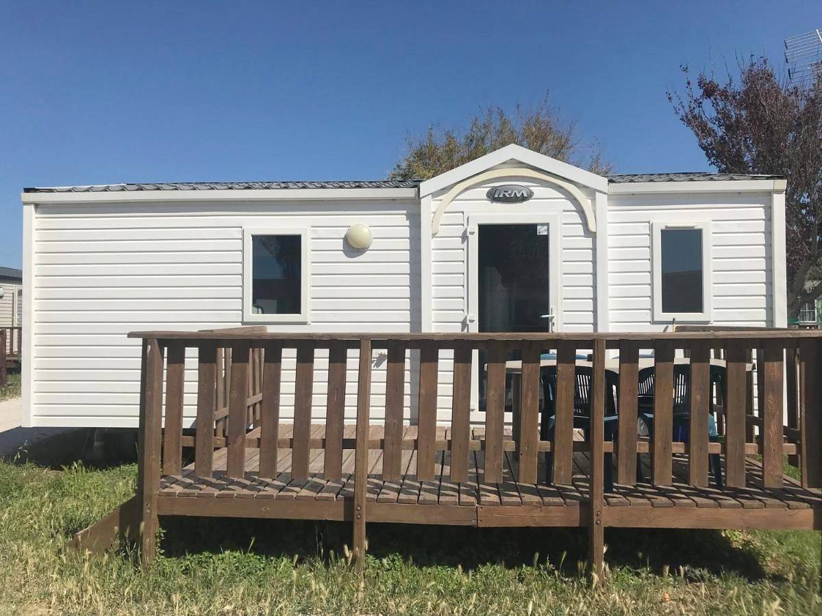 Camping pour 6 personnes avec terrasse in Frontignan, Côte méditerranéenne (France)