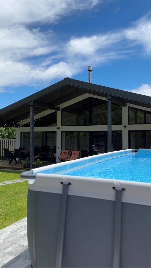 Chalet für 6 Personen, mit Ausblick und Garten sowie Pool, mit Haustier in der Ukraine