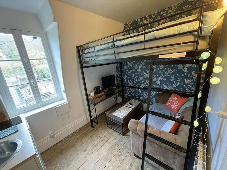Appartement entier, Gîte, « Louise » in Les Petites Dalles, Saint-Martin-aux-Buneaux
