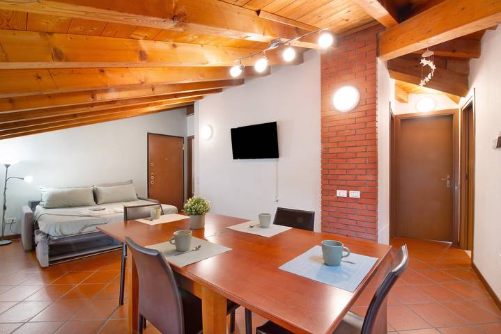 Vacation rental for 6 people in Lake Como