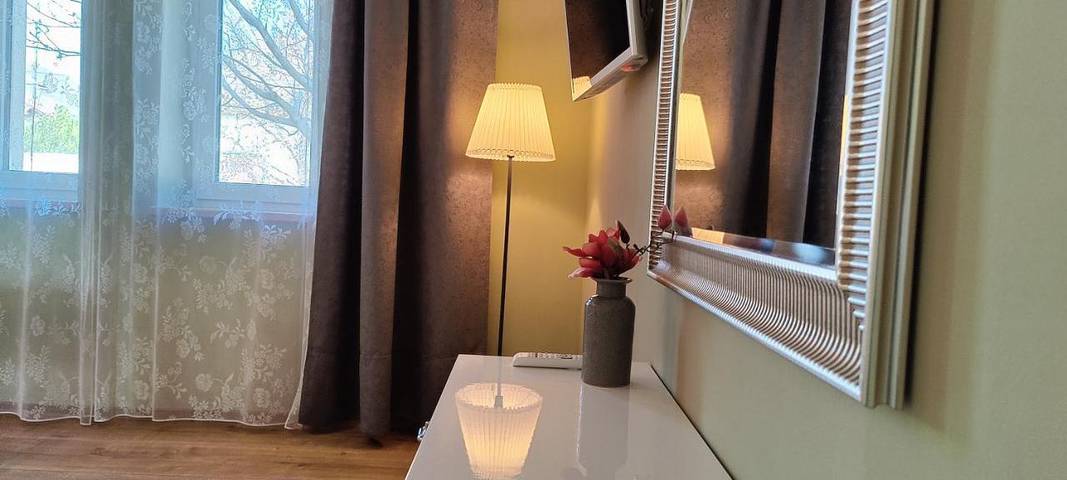 Ferienwohnung für 2 Personen, mit Terrasse und Garten in Frauenkirchen