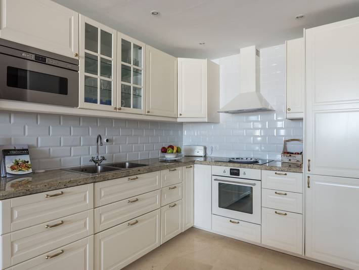 Ferienwohnung für 4 Personen, mit Terrasse und Ausblick in Estepona - 4