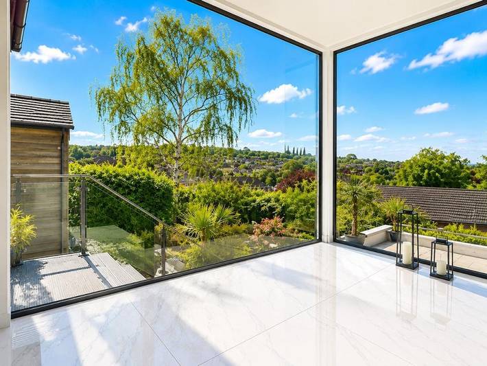 Villa pour 16 personnes, avec Balcon ainsi que Terrasse et Vue à Londres - 2
