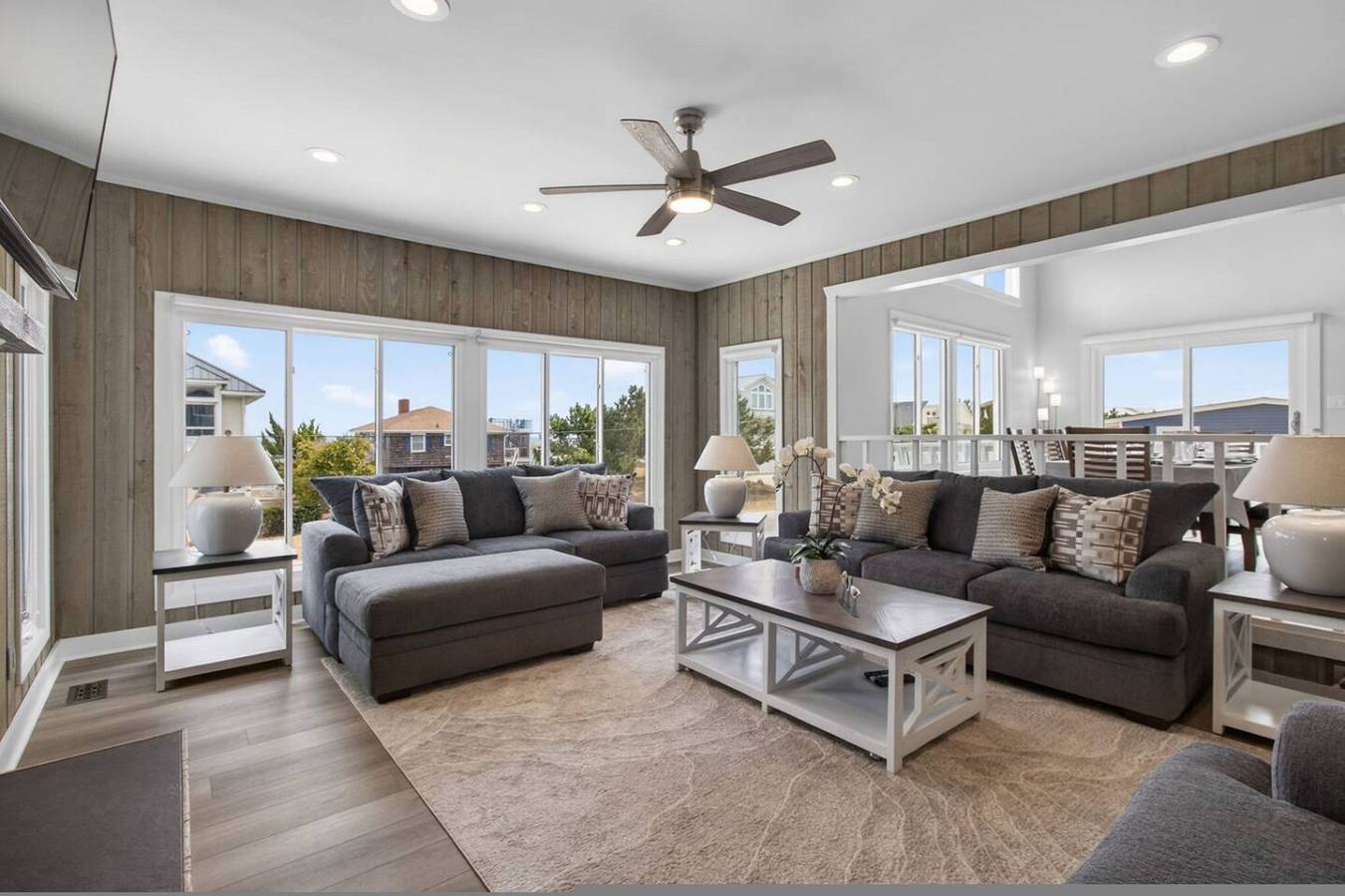 New! Luxe Sandbridge Beach, Pool, Hot Tub in Sandbridge Beach, Sandbridge