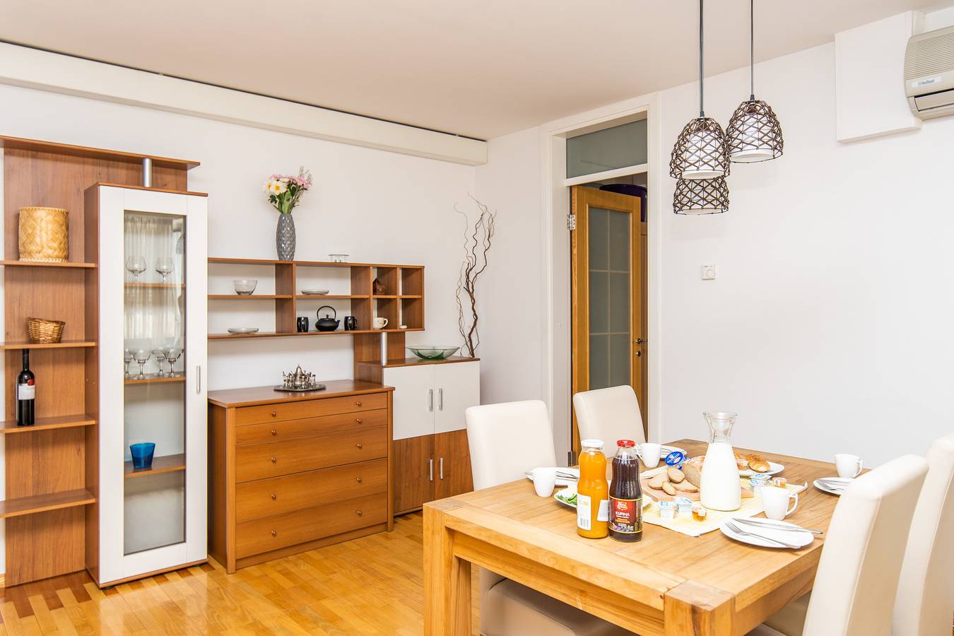 Entire apartment, Modern 2Bdr apartment in the center- Free Parking in Sarajevo, Bosnia and Herzegovina