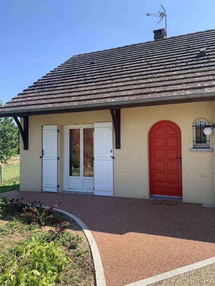 Gîte pour 6 personnes, avec terrasse et jardin dans 