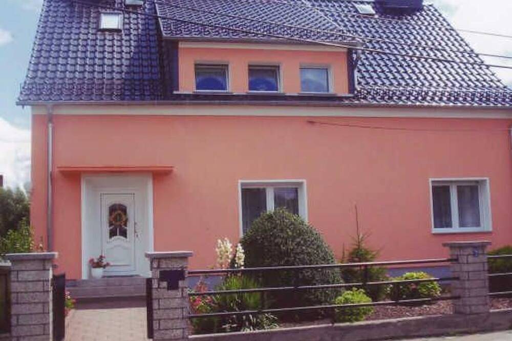 Ganze Wohnung, Doppelzimmer - Ferienwohnung  / Dz Blesse Allstedt in Allstedt, Saale-Unstrut