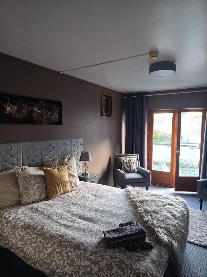 Hôtel pour 2 personnes, avec jardin et vue dans Bénévent-l'Abbaye - 2
