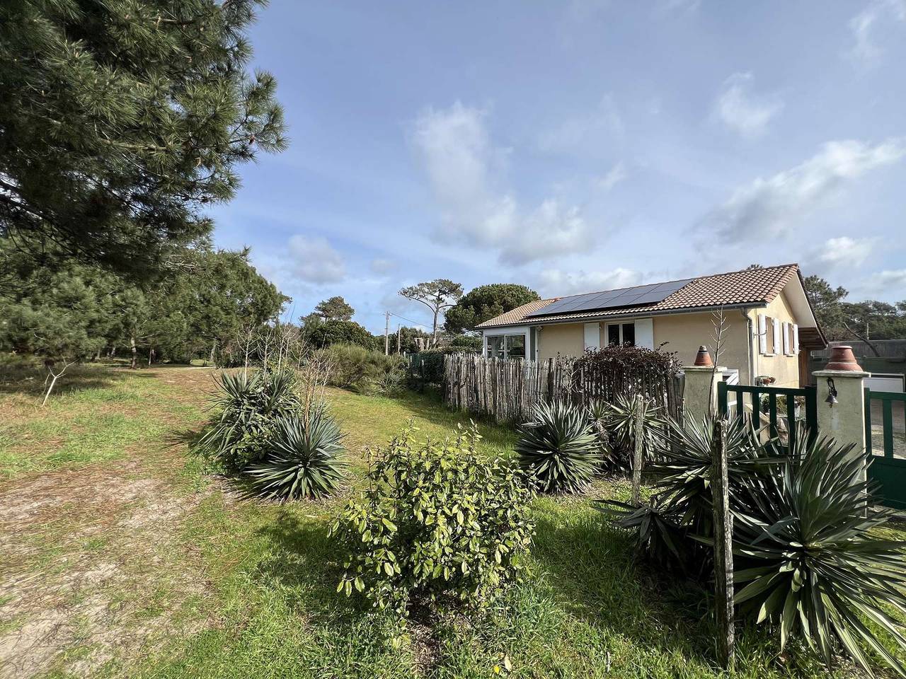 058 – Kleine, ruhige Ecke neben den Pinien und 200 m vom Meer entfernt in Vendays-Montalivet, Lesparre-Médoc und Umgebung