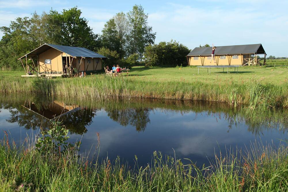 Wunderschön eingerichtetes Safarizelt und Zirkuswagen mit privatem Badezimmer. in Groningen und Umgebung