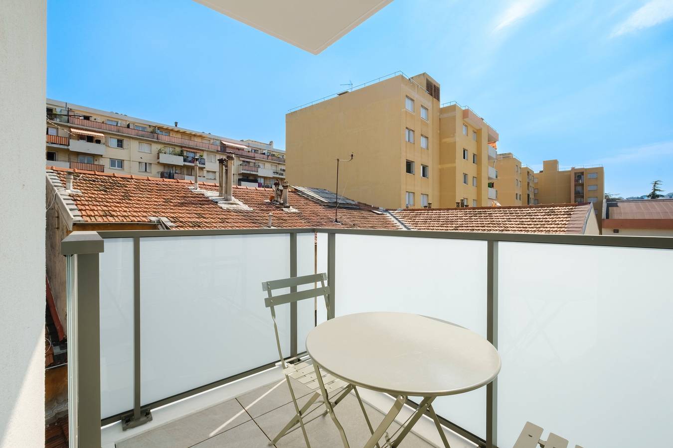 Apartamento entero, Apartamento 'Tout Confort' con Balcón y Wi-Fi in Niza, Nizza Region