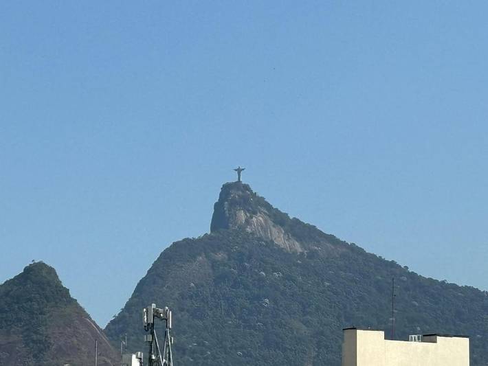 Casas e apartamentos de temporada para 4 pessoas, com vista e balcão em Flamengo
