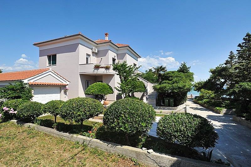 Ganze Wohnung, Ferienwohnung in Poljana mit Meerblick, Terrasse, Klimaanlage, W-Lan (3617-2) in Poljana, Insel Ugljan