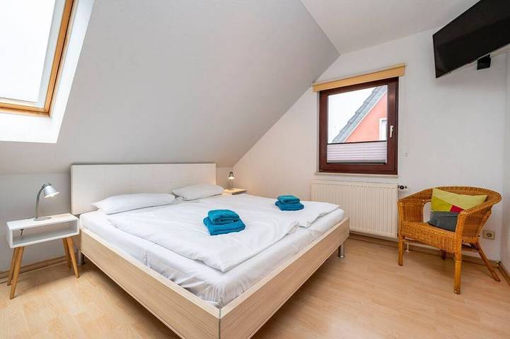 Haus Zeitlos - Schönes freistehendes Ferienhaus mit möblierter Südterrasse und in Zingst, Fischland - Darß - Zingst