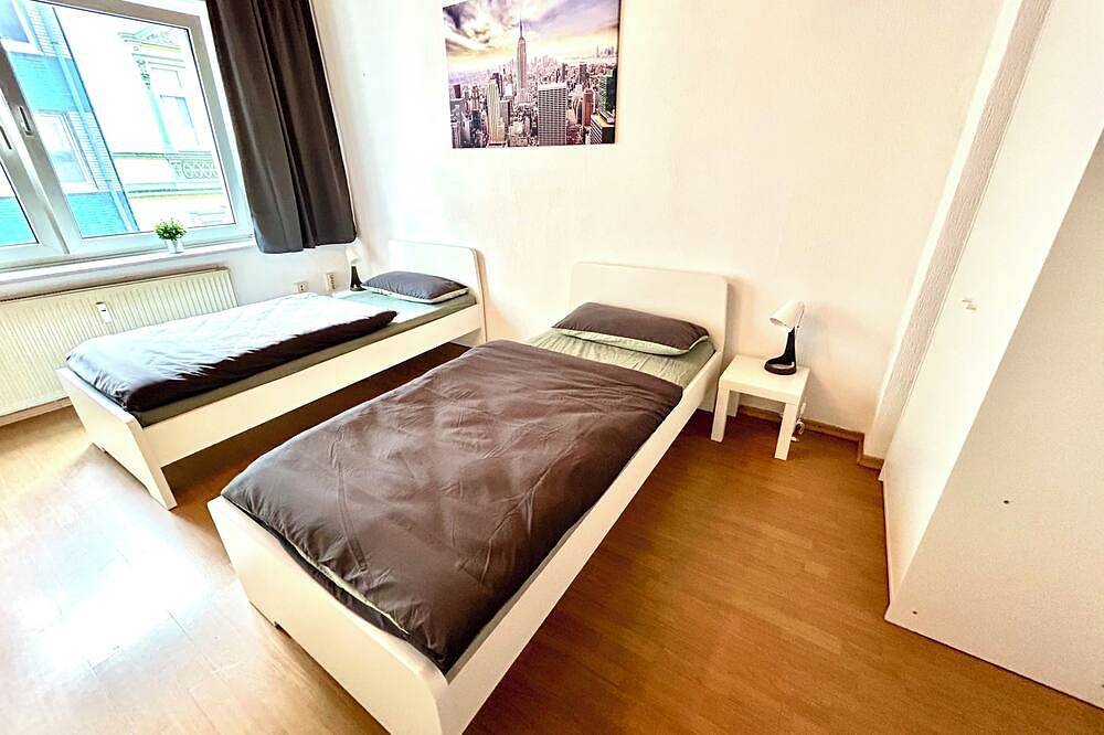 Entire apartment, Kulturmensch Oberhausen mit Balkon in Oberhausen, Ruhr district