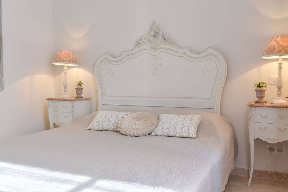Appartement entier, Château de Chaussy - Village de Gîtes - Situé au Coeur de Ruoms in Ruoms, Ardèche