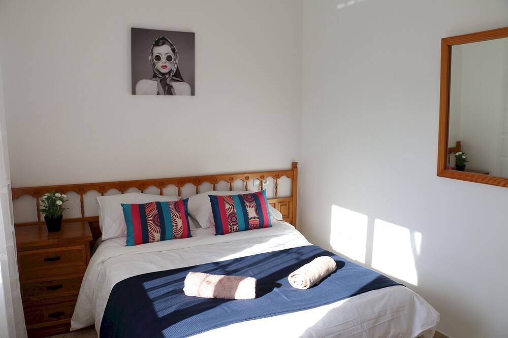 Villa Beso Ibiza - Seis Habitaciones Villa, Capacidad 12 in Ocean Beach Ibiza, Sant Antoni de Portmany