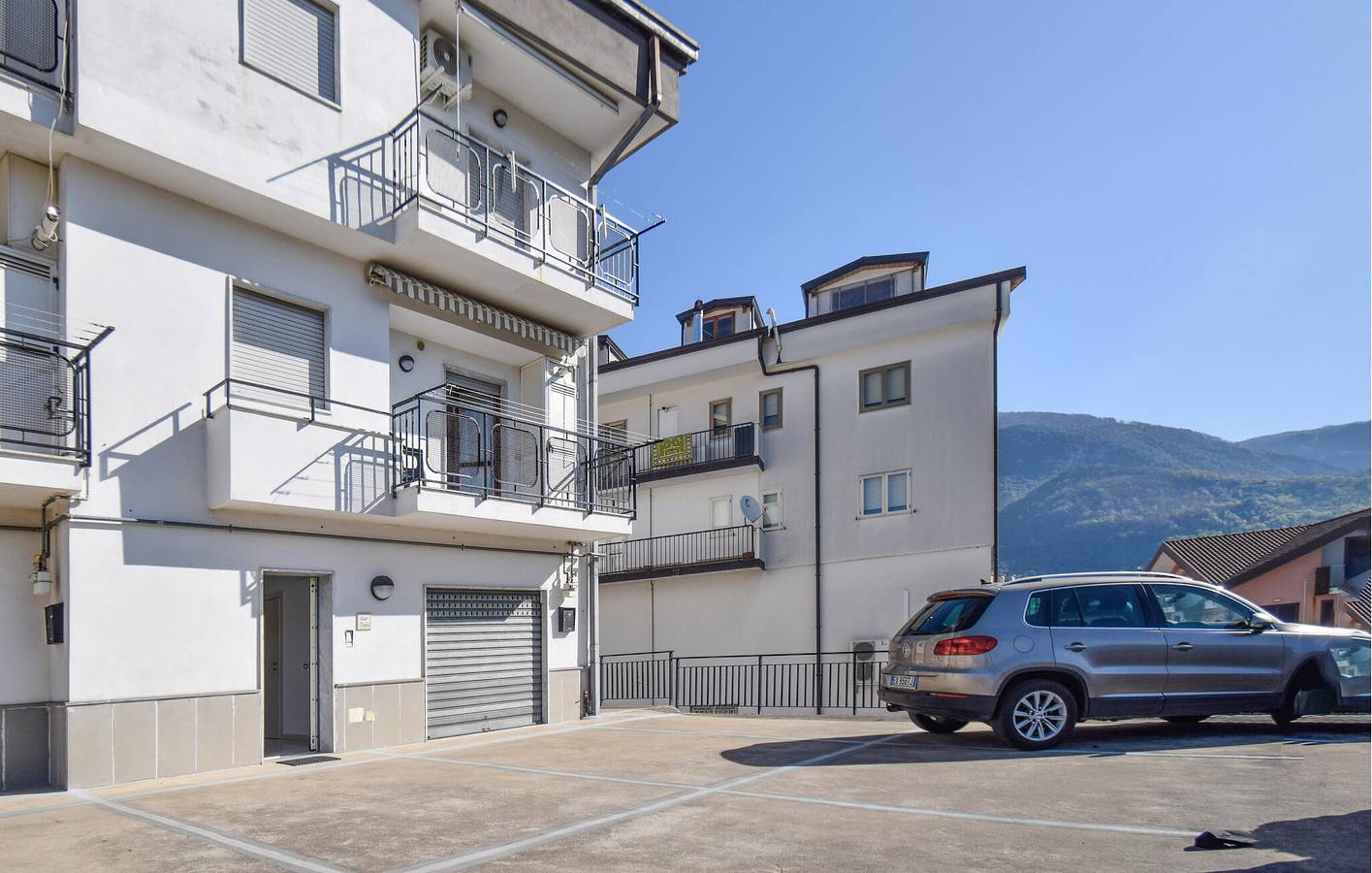 Cozy Apartment with Parking in Giffoni Valle Piana in Giffoni Valle Piana, Salerno Province