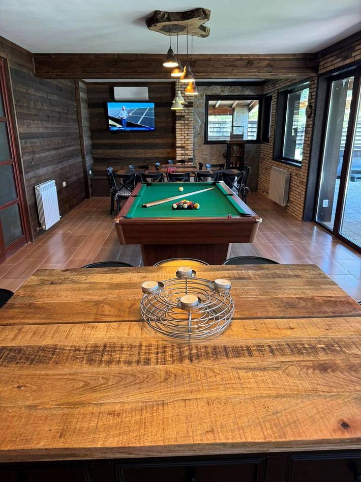 Location de vacances pour 11 personnes, avec vue sur le lac ainsi que vue et jardin à Sofia - 3