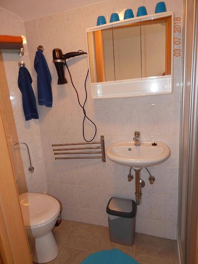Ganze Wohnung, Two-Bedroom Apartment - Ground Floor in Klotten, Cochem-Zell