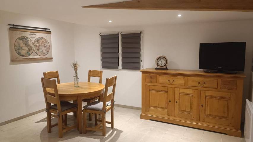 Location de vacances pour 4 personnes, avec jardin à Gouchaupre