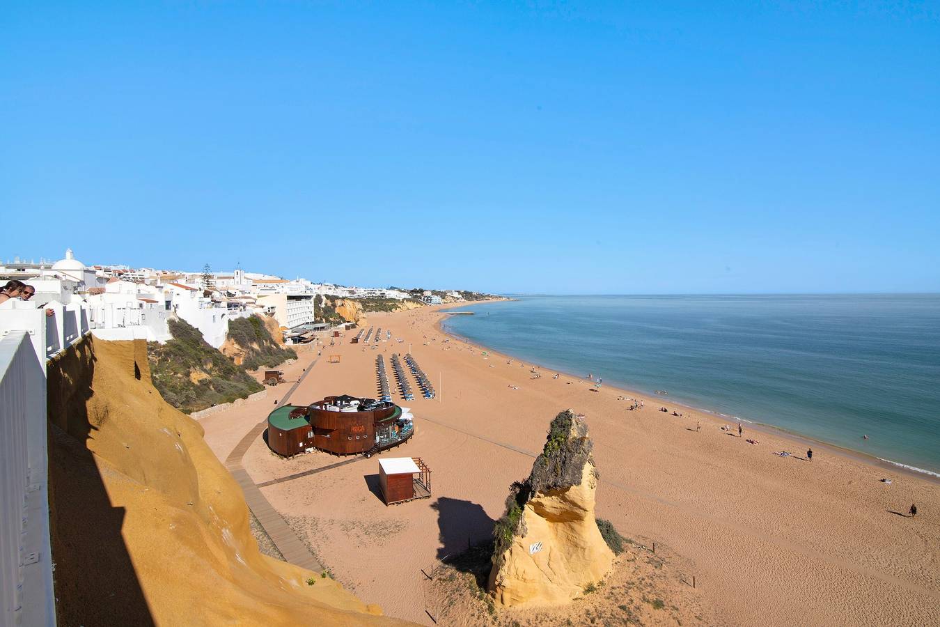 Entire apartment, Apartment "Casa Da Letinhas" with Private Terrace, Wi-Fi & Air Conditioning in Albufeira, Faro District