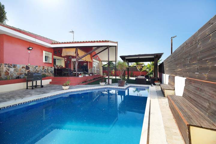 Ferienhaus für 6 Personen, mit Whirlpool und Garten in El Puerto de Santa María