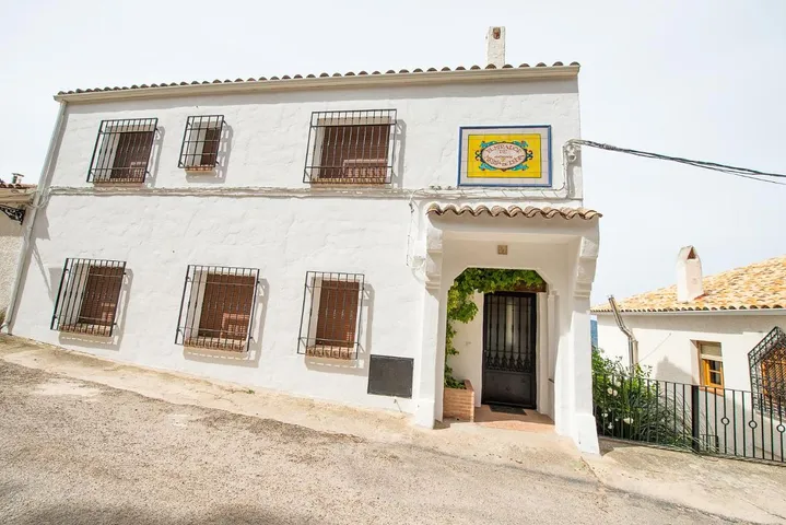 Guesthouse for 2 people, with view and terrace - 1