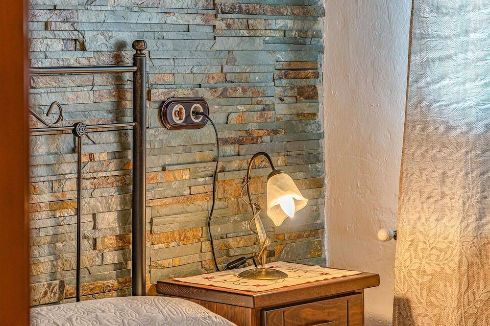 Pet friendly home in Mecina Bombarón in Mecina Bombarón, Alpujarra de la Sierra