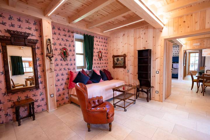 Ferienwohnung für 4 Personen, mit Whirlpool und Terrasse sowie Sauna, mit Haustier in Oberbozen