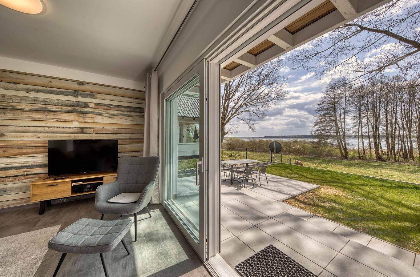 5-Sterne Ferienhaus Seezauber im Land der tausend Seen in Silz, Fleesensee
