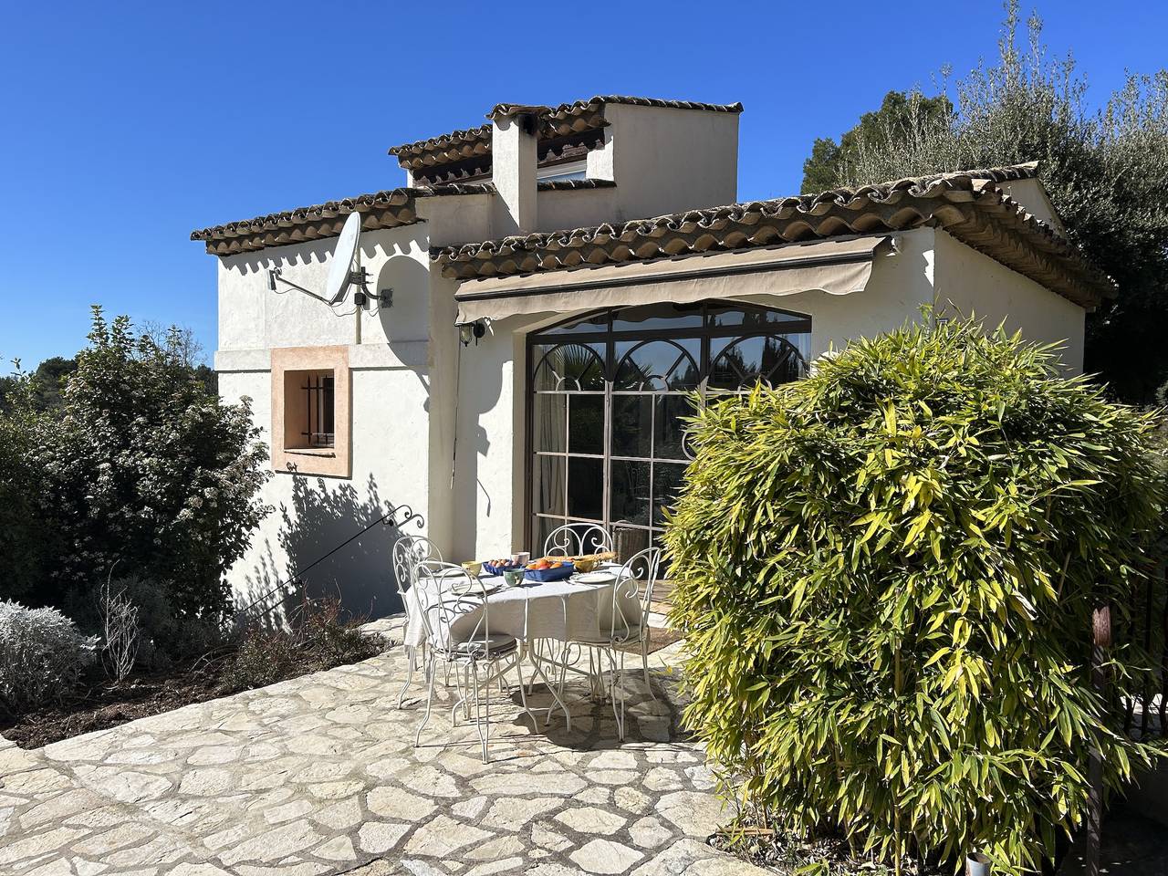 Roma in Flayosc, Région de Draguignan