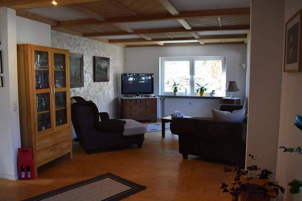 Ganze Wohnung, Ferienwohnung Hubertusklause - 3-Bettwohnung in Montabaur, Lahn-Taunus