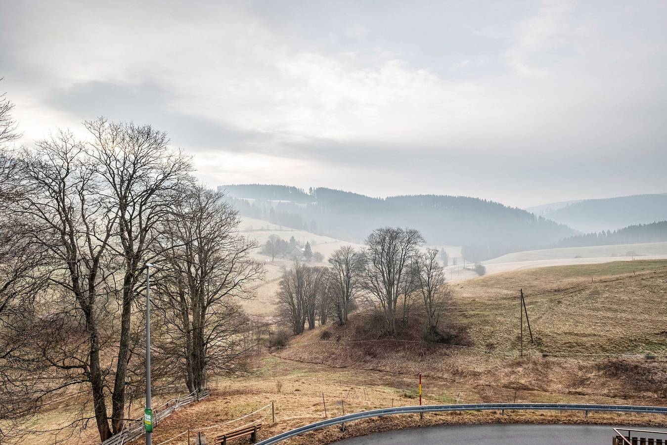 Apartamento entero, Apartamento 'Schillingblick' con jardín compartido, balcón y Wi-Fi in Rudenberg (Titisee-Neustadt), Titisee-Neustadt