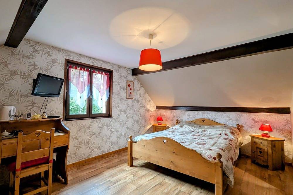 Family room with pool and Spa in Anould in Anould, Saint-Dié-des-Vosges