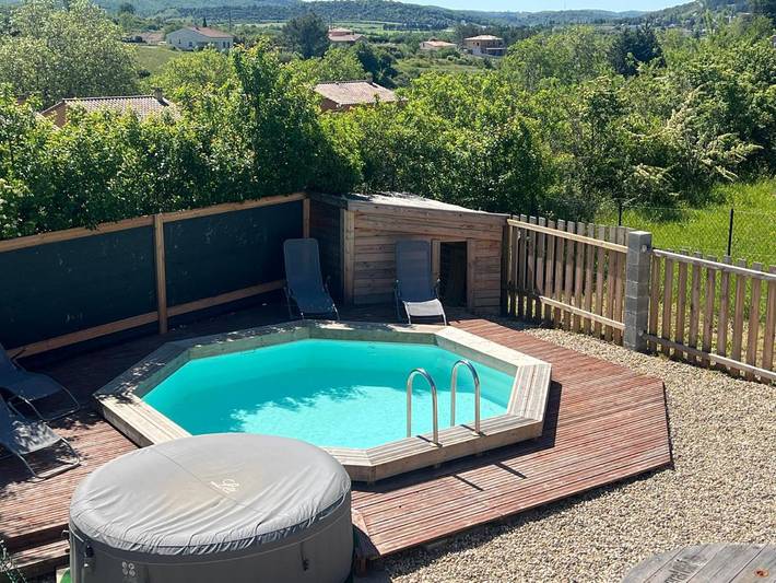 Maison de vacances pour 10 personnes, avec Balcon et Jacuzzi ainsi que Terrasse et Jardin