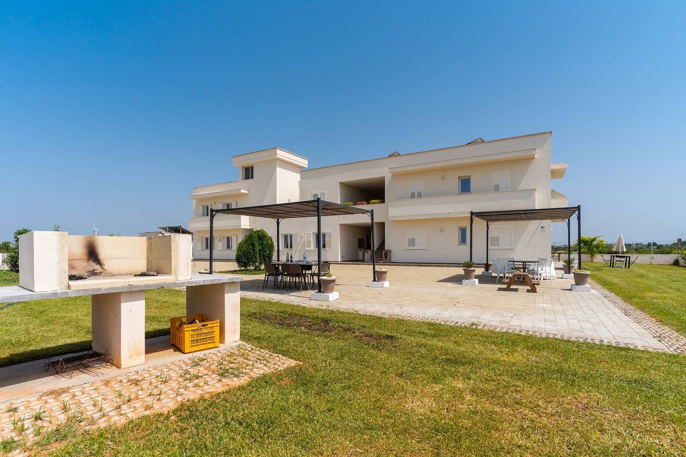 Appartement entier, Appartement 'Le Scuderie 8' avec piscine partagée, Wi-Fi et climatisation in Galatone, Province de Lecce