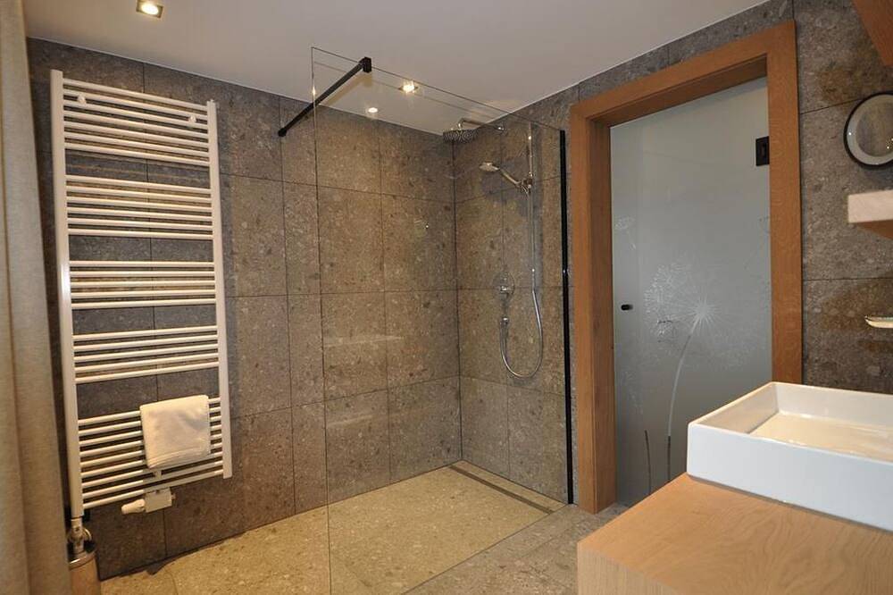 Doppelzimmer ohne Balkon 203 Og1 - Hotel-Garni \"Das Seebichl\" in Achenkirch, Brandenberger Alpen