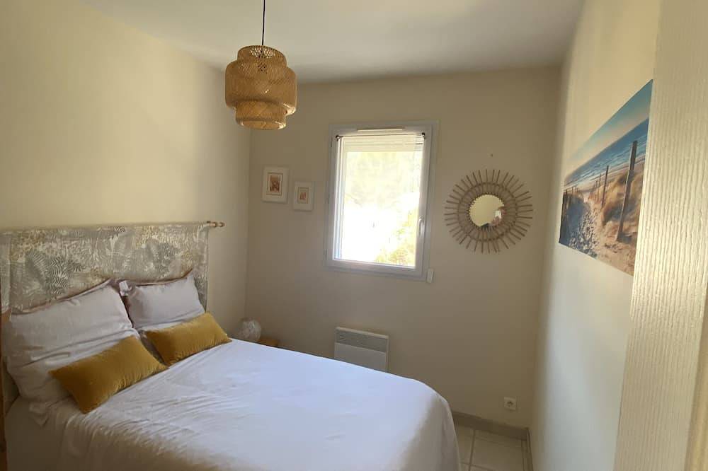 Entire villa near the Hyères islands in Solliès-Toucas, Toulon region