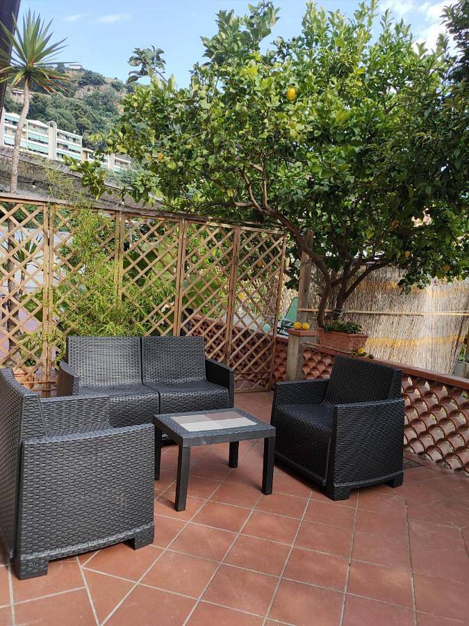 Gîte pour 4 personnes, avec jardin et terrasse à Vallecrosia