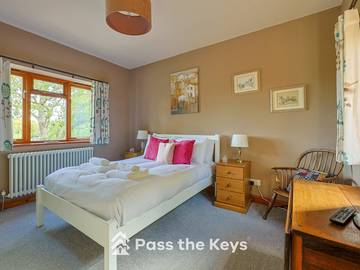 Glamping for 8 People in Maidenhead, Windsor and Maidenhead, Photo 4