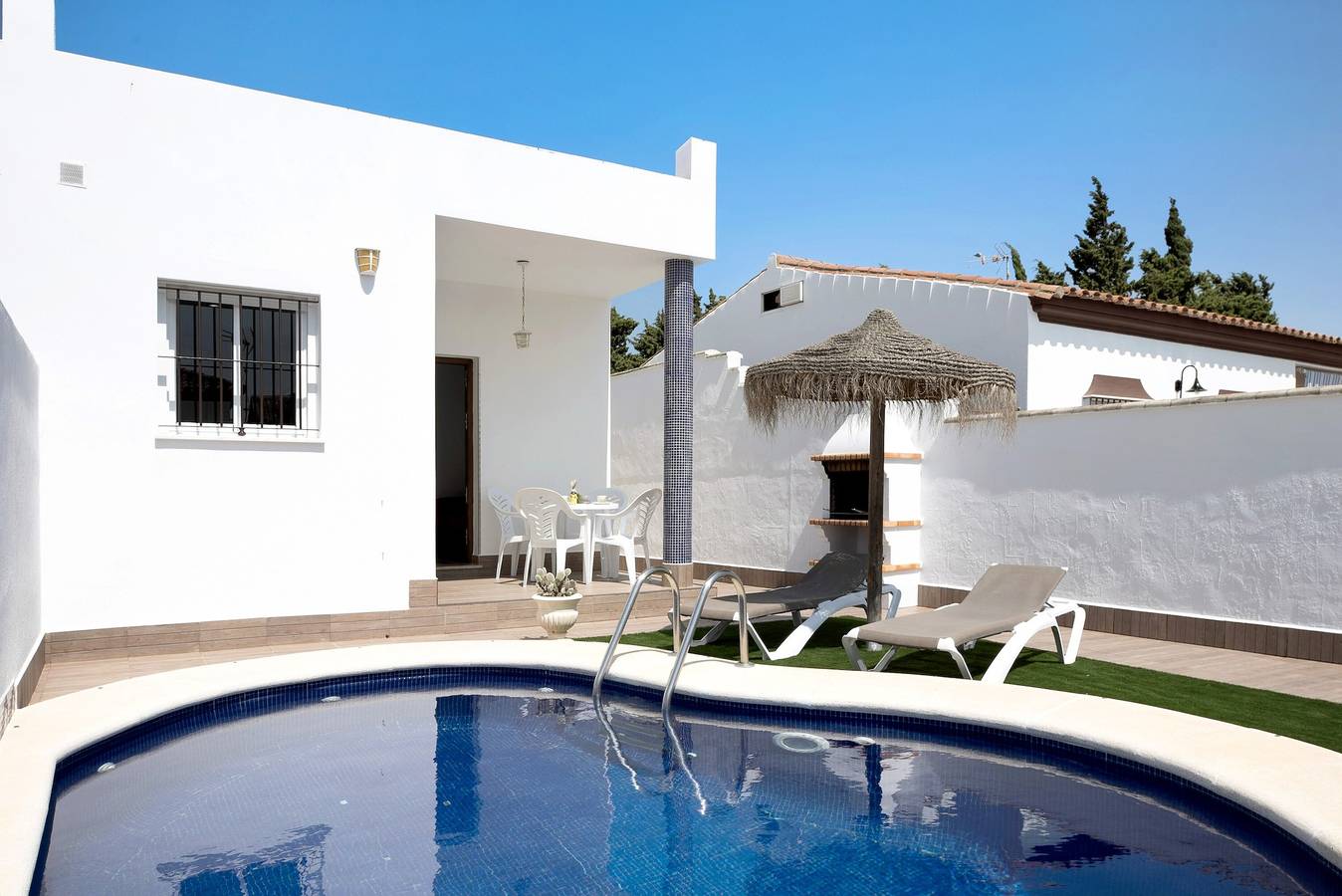Casa de vacaciones 'Casa Cala Del Aceite 2' con piscina privada, terraza privada y Wi-Fi in Conil de la Frontera, Costa de la Luz