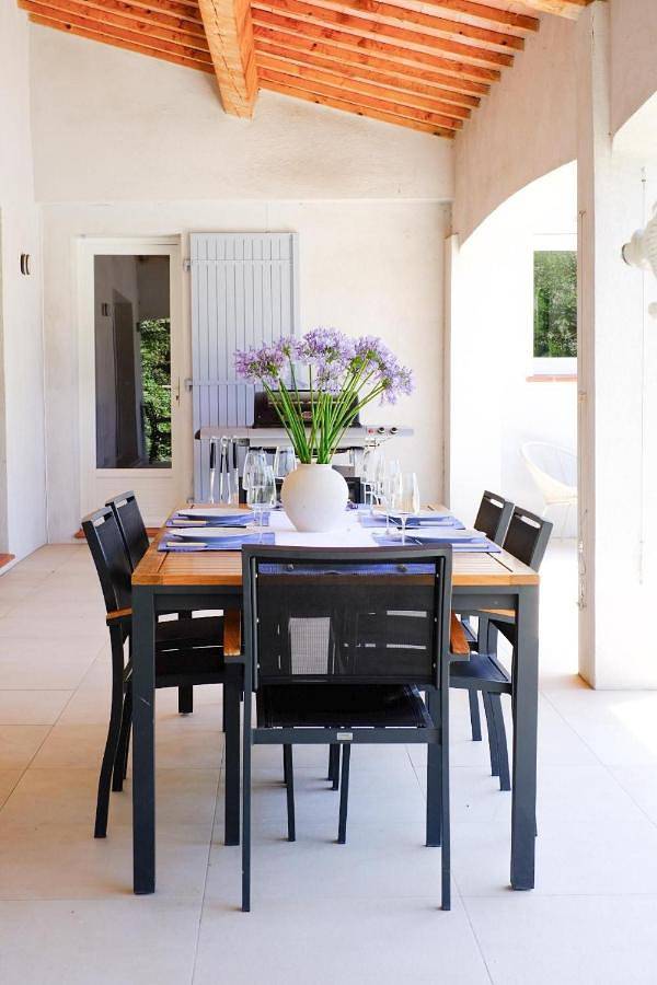 Location de vacances pour 8 personnes, avec piscine et terrasse à Néoules - 4