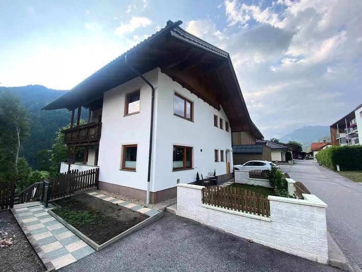 Villa für 10 Personen, mit Garten in Tirol