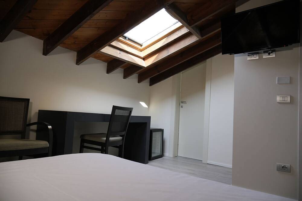 Viscuso House Al Pozzo No. 3 in Aci Castello (Borgo), Aci Castello