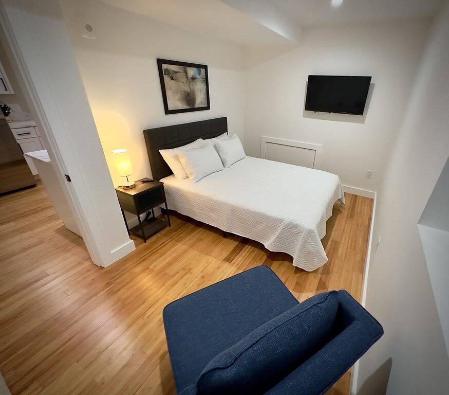 Ganze Wohnung, Upscale Unit 1 at Perrin Place in Roxbury, Boston