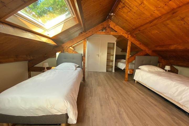 Gîte pour 12 personnes, avec jardin et balcon à Arbonne-la-Forêt - 3