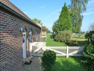 Cottage pour 2 personnes, avec jacuzzi ainsi que jardin et sauna à Mont-de-l'Enclus