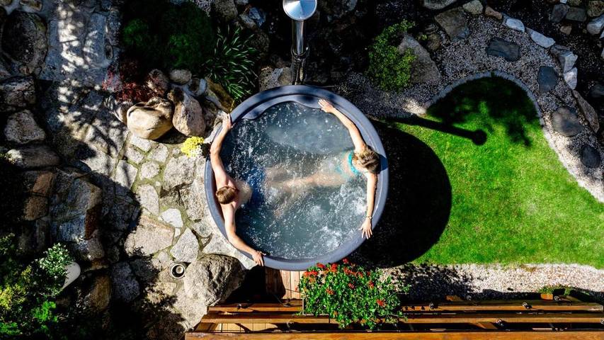 Appart’hôtel pour 3 personnes, avec sauna et jardin ainsi que piscine et jacuzzi